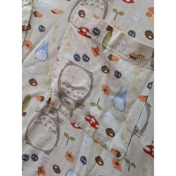 Studio Ghibli My Neighbor Totoro Butterflies Mushrooms Woven Button-Up Size L/G - Picture 3 of 10